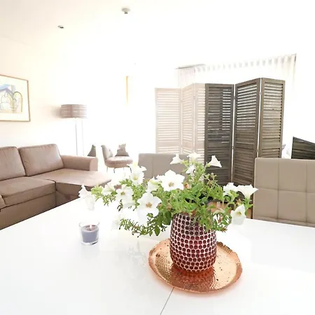 Apartment Studio With Lake View Shared Pool And Enclosed Garden At Esposende 5 Km Away From The Beach *